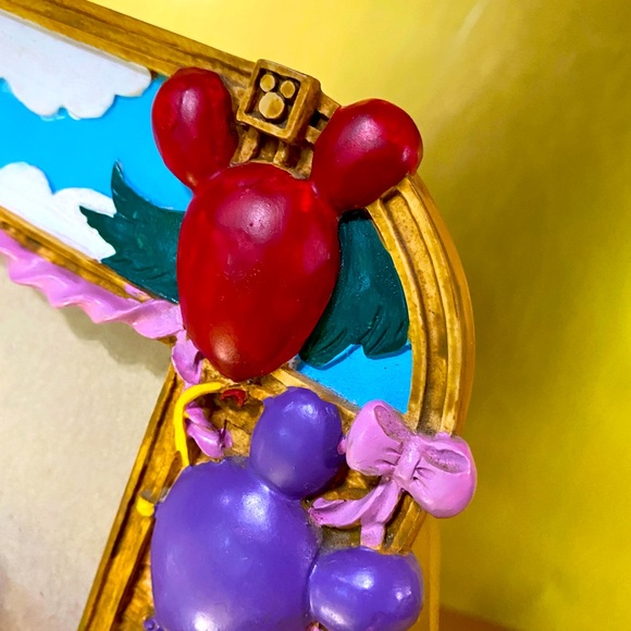 DISNEY STORE EXCLUSIVE VTG 90’s 3-D MICKEY & FRIENDS HAPPY BIRTHDAY PARTY FRAME - Picture 8 of 16